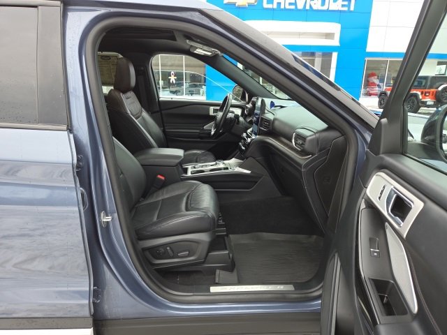 Used 2021 Ford Explorer Platinum w/ Equipment Group 601A image 50
