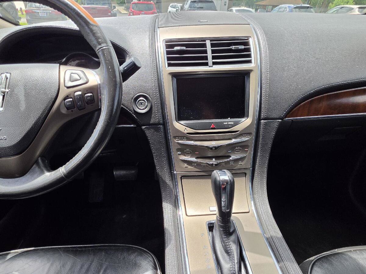 Used 2013 Lincoln MKX AWD image 15