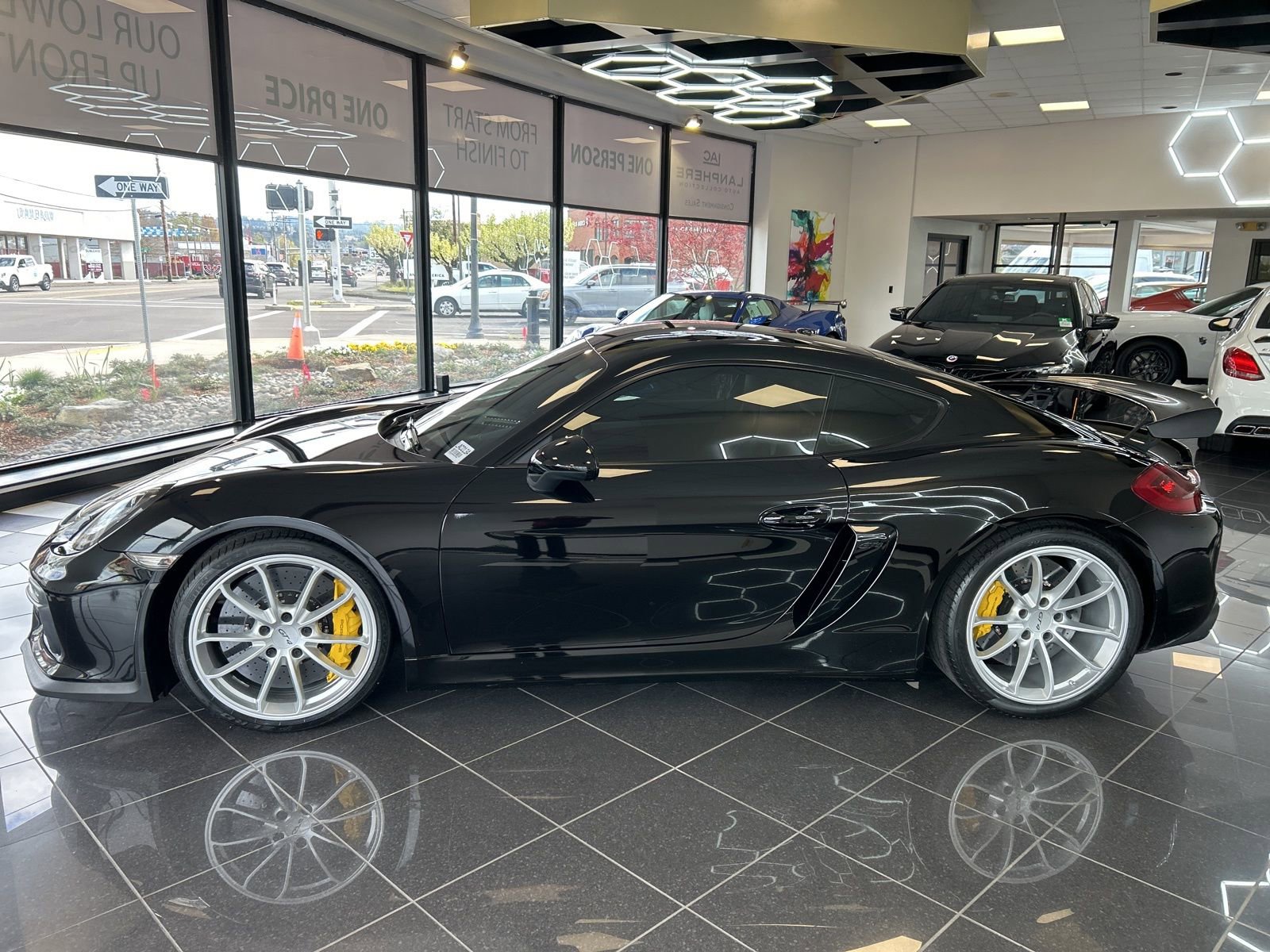 Used 2016 Porsche Cayman GT4 image 14