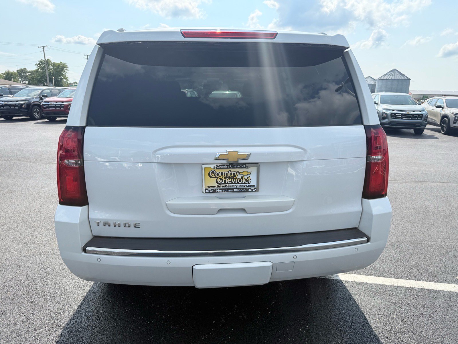 Used 2016 Chevrolet Tahoe LTZ AWD/4WD image 4
