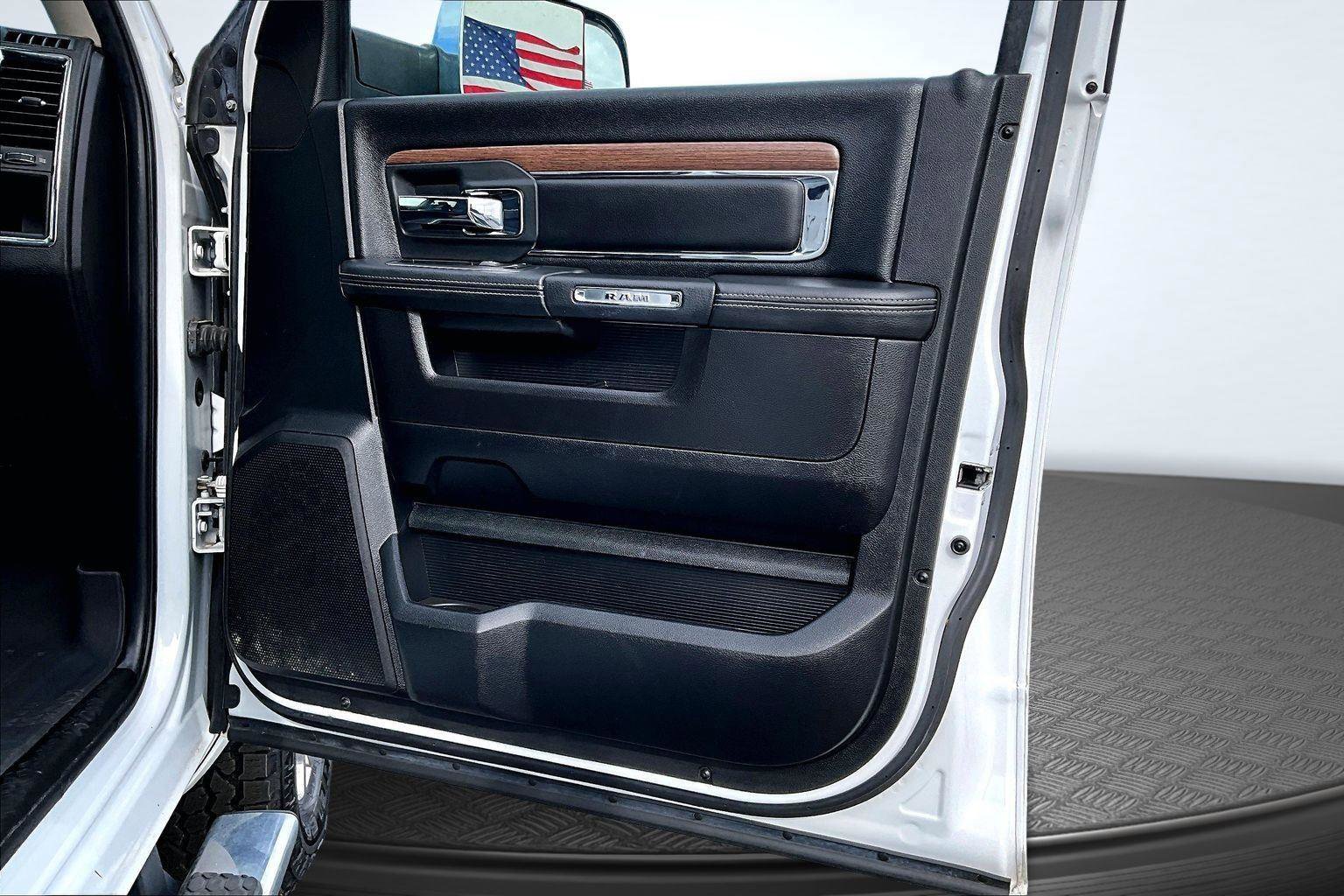 Used 2018 RAM 2500 Laramie image 25