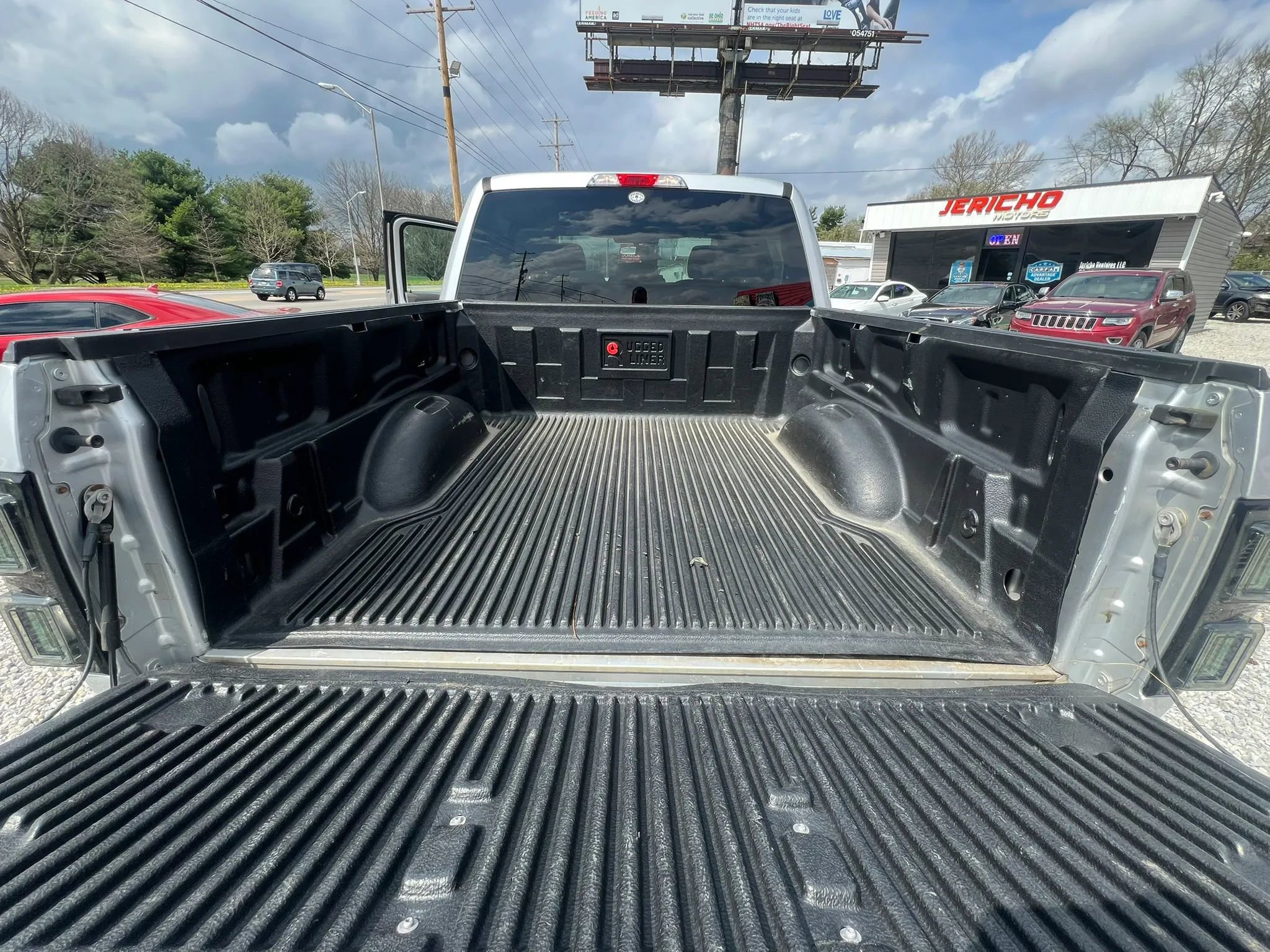 Used 2015 Ford F150 XLT image 16