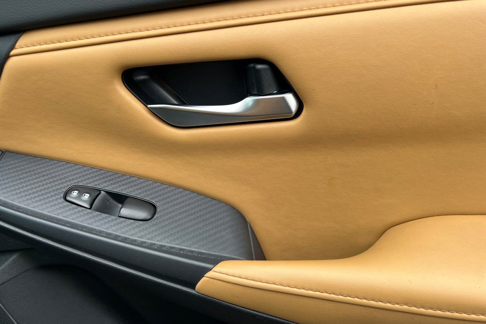 Used 2022 Nissan Sentra SV w/ SV Premium Package image 22