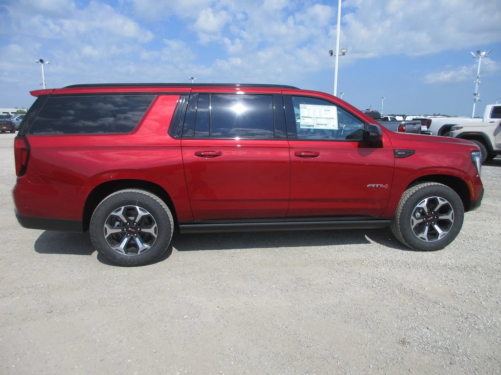 New 2026 GMC Yukon XL AT4 Ultimate AWD/4WD image 3