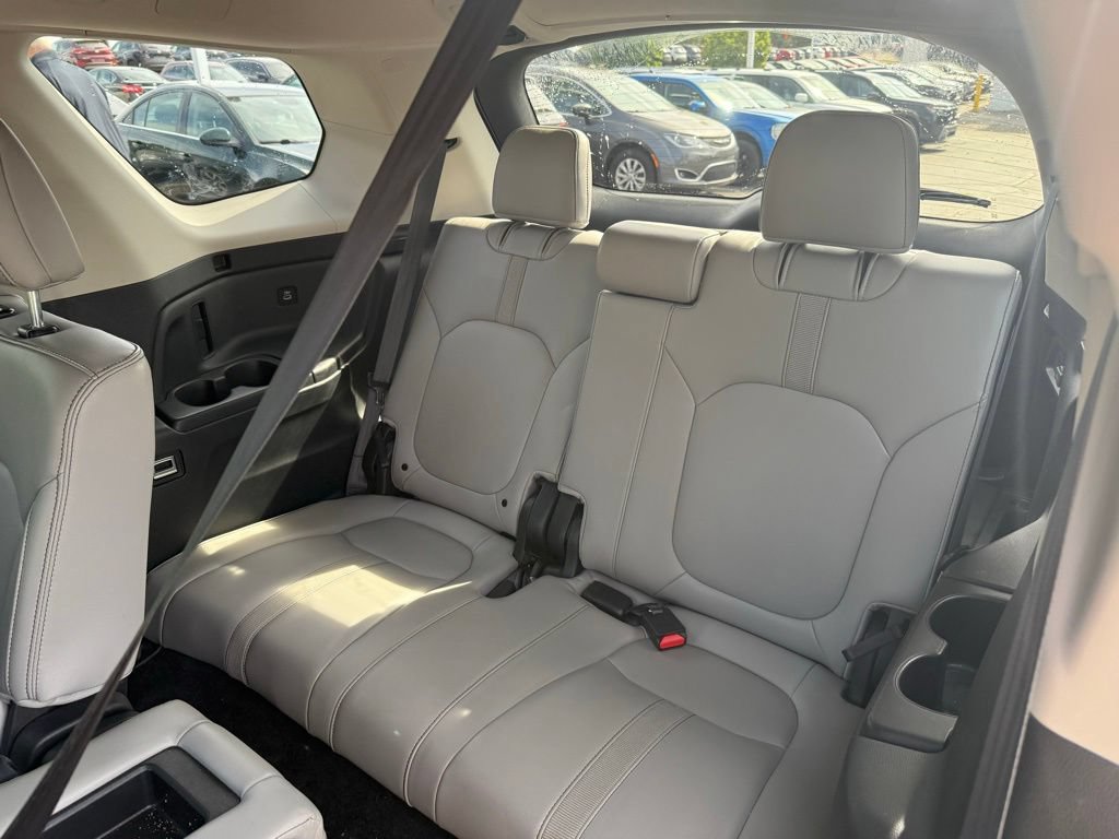 Certified 2023 Honda Pilot EX-L image 6