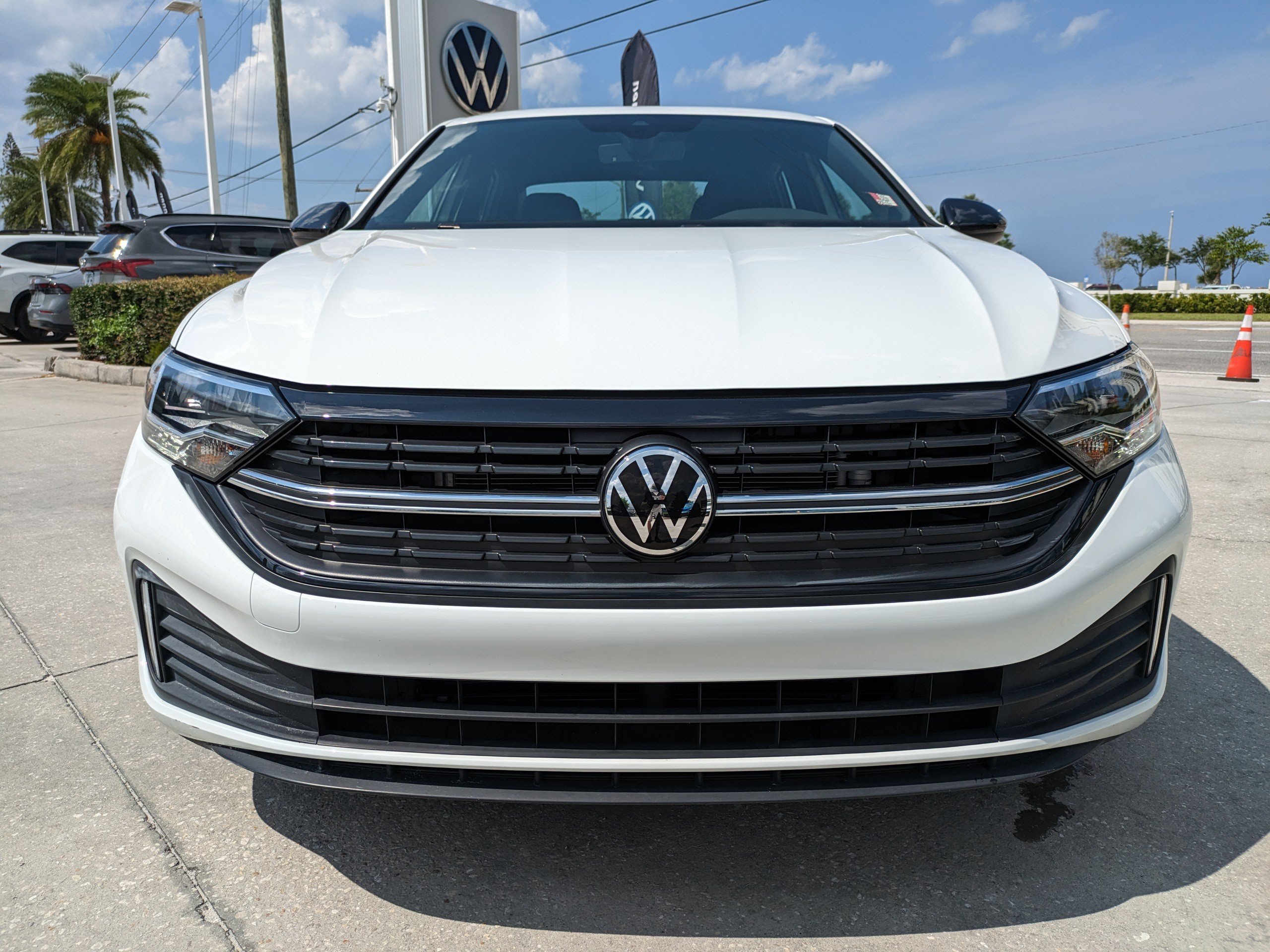 Certified 2024 Volkswagen Jetta Sport FWD image 9