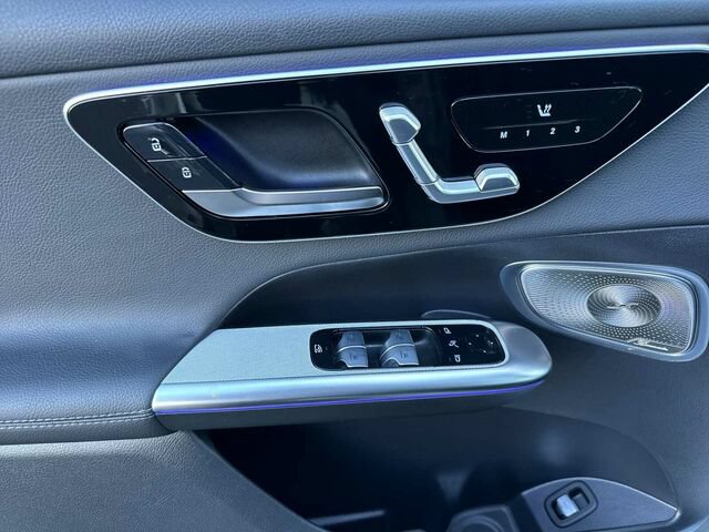 Certified 2026 Mercedes-Benz GLC 300 4MATIC image 11