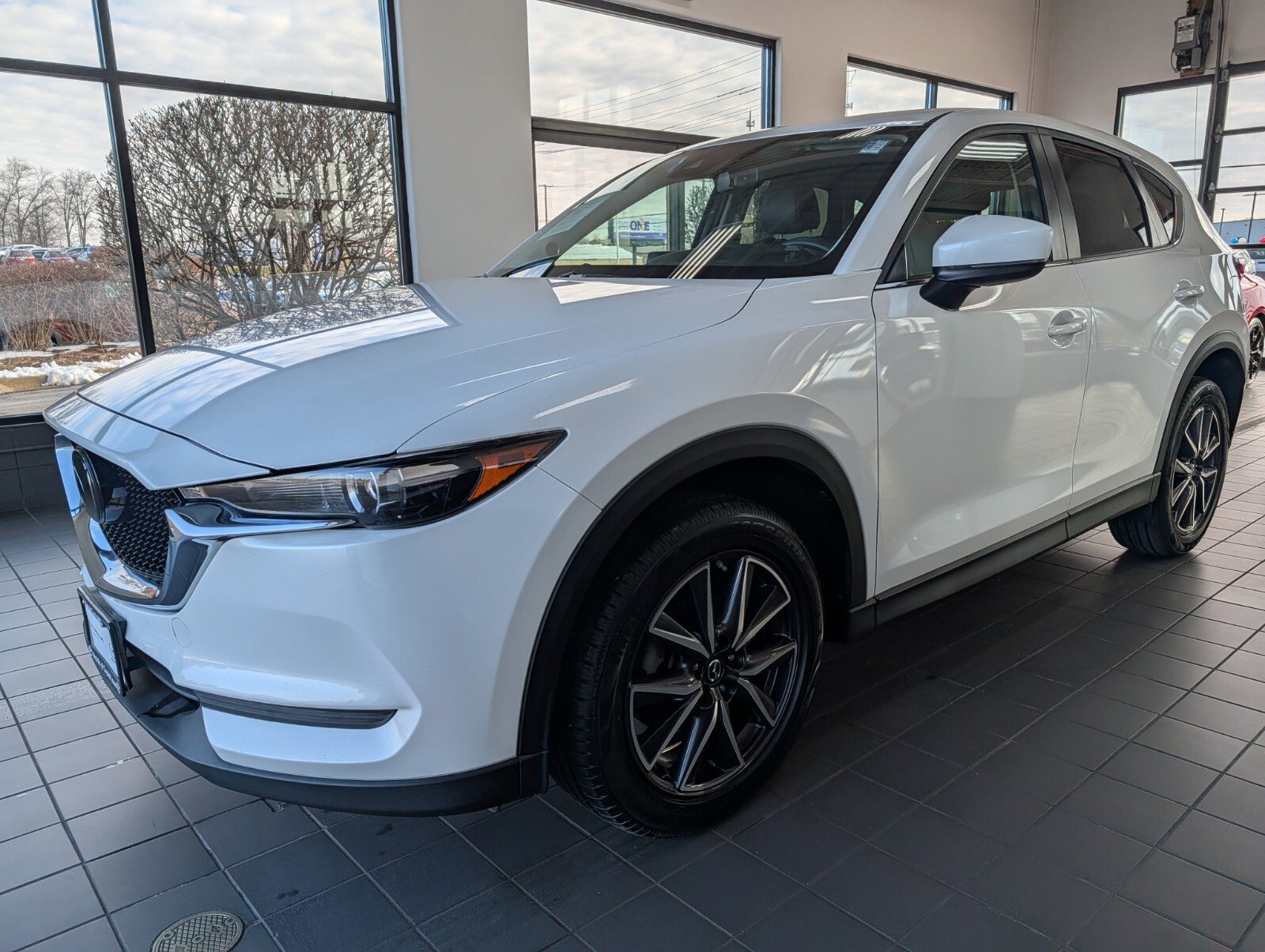 Used 2018 MAZDA CX-5 Touring w/ Preferred Equipment Package image 7