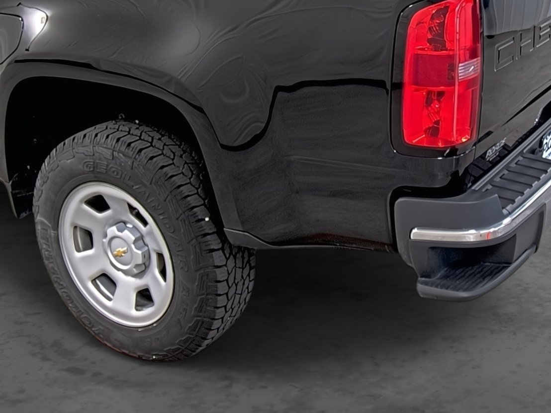 Used 2022 Chevrolet Colorado W/T AWD/4WD image 9