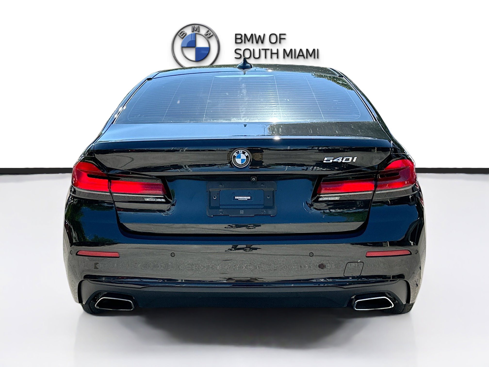 Certified 2023 BMW 540i w/ Premium Package image 6