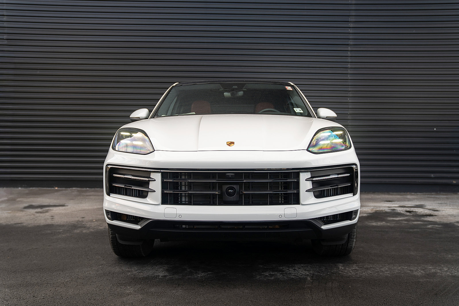 Certified 2025 Porsche Cayenne Coupe image 28