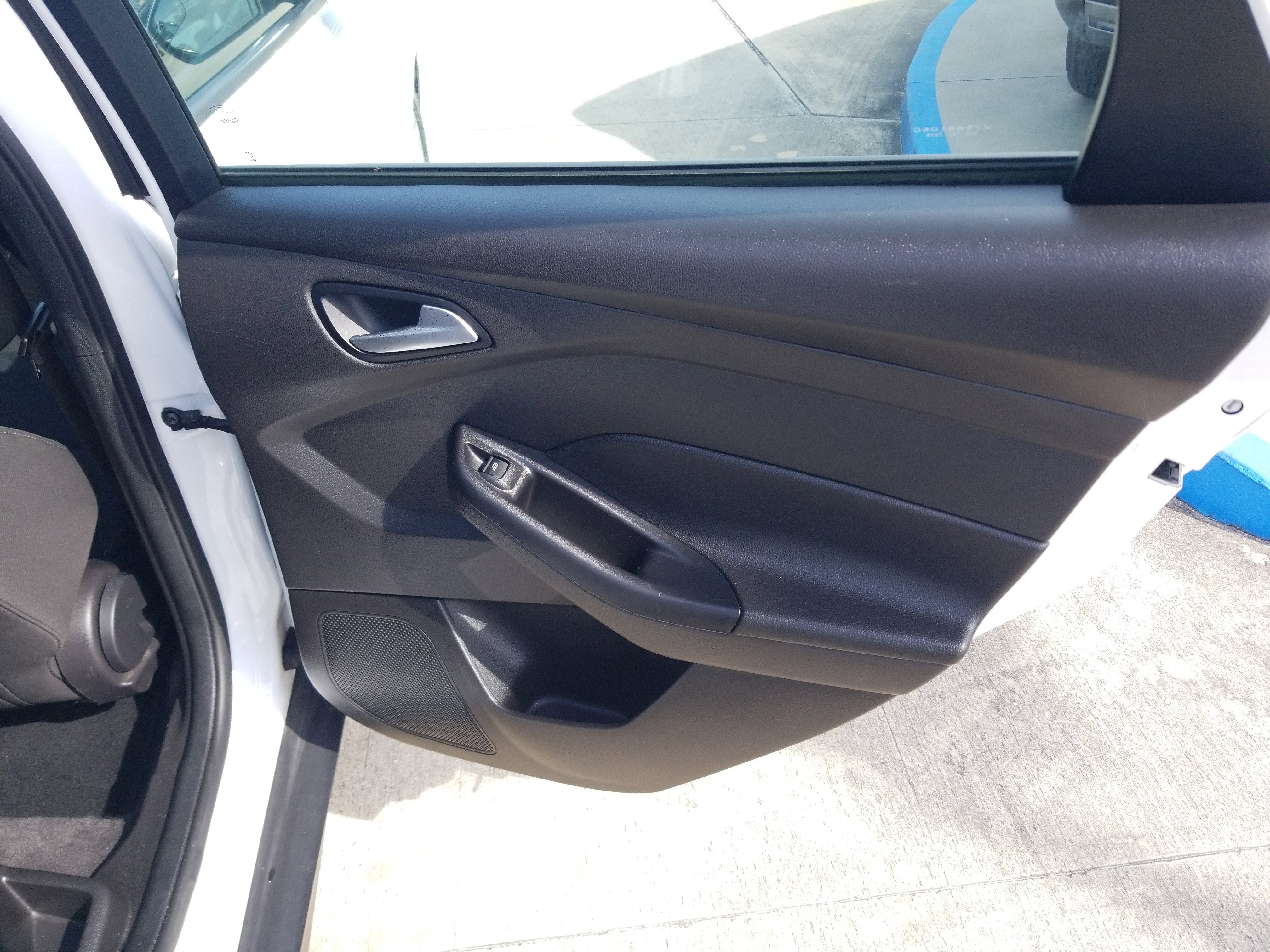 Used 2016 Ford Focus SE image 14