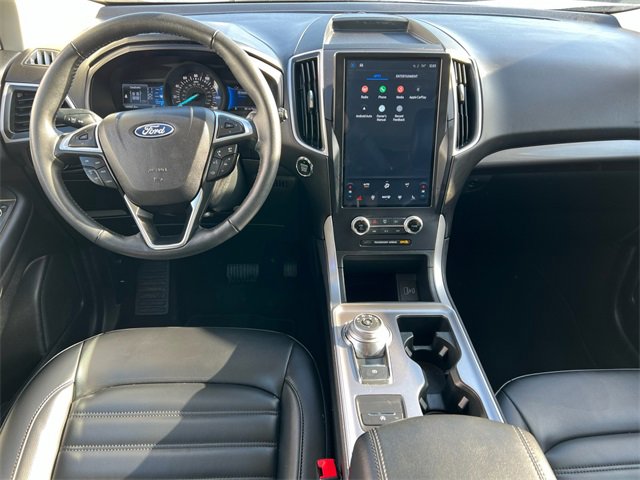 Used 2024 Ford Edge SEL image 3