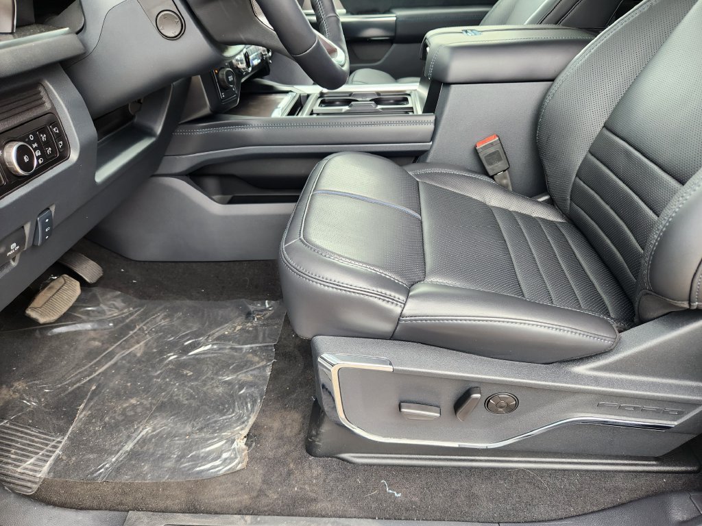 New 2026 Ford F350 Platinum AWD/4WD image 12