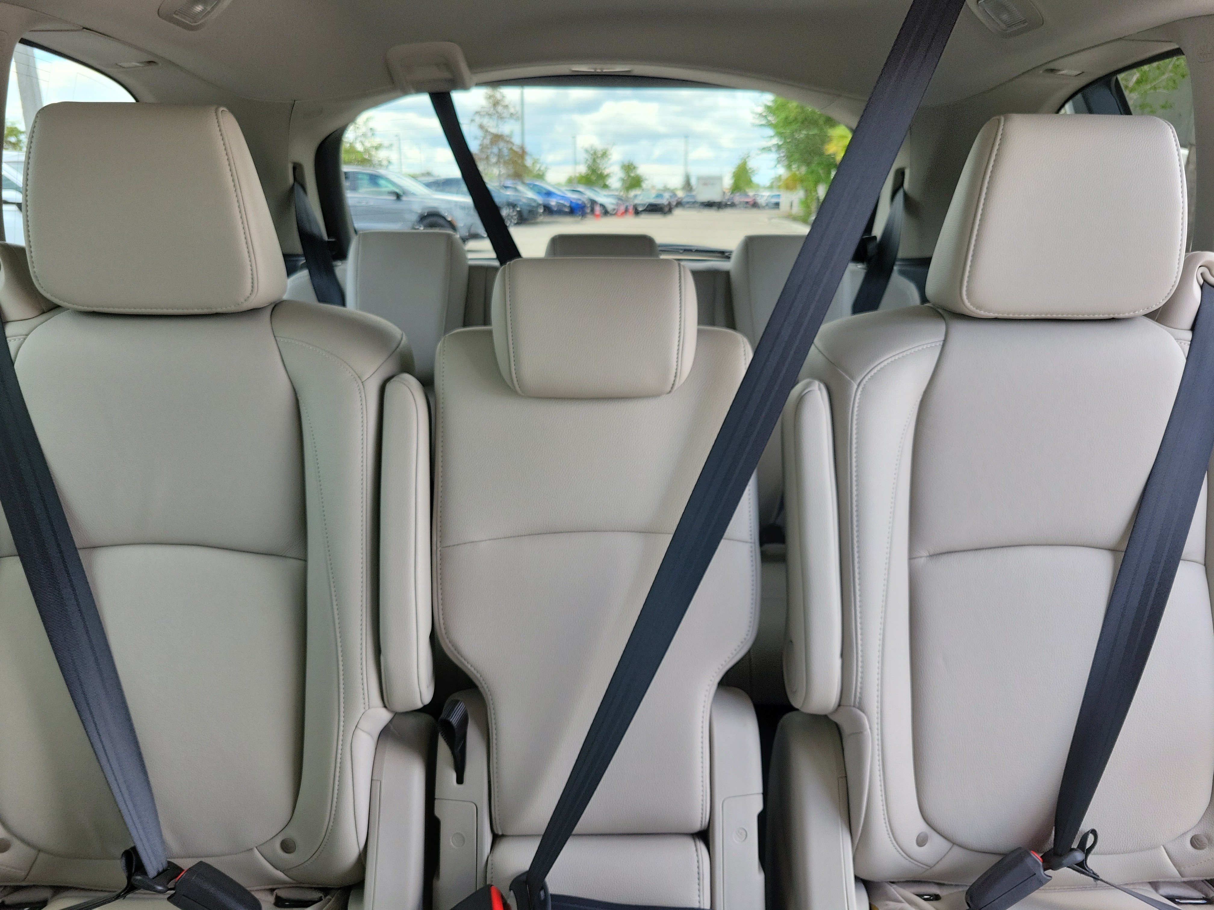Certified 2025 Honda Odyssey EX-L image 17