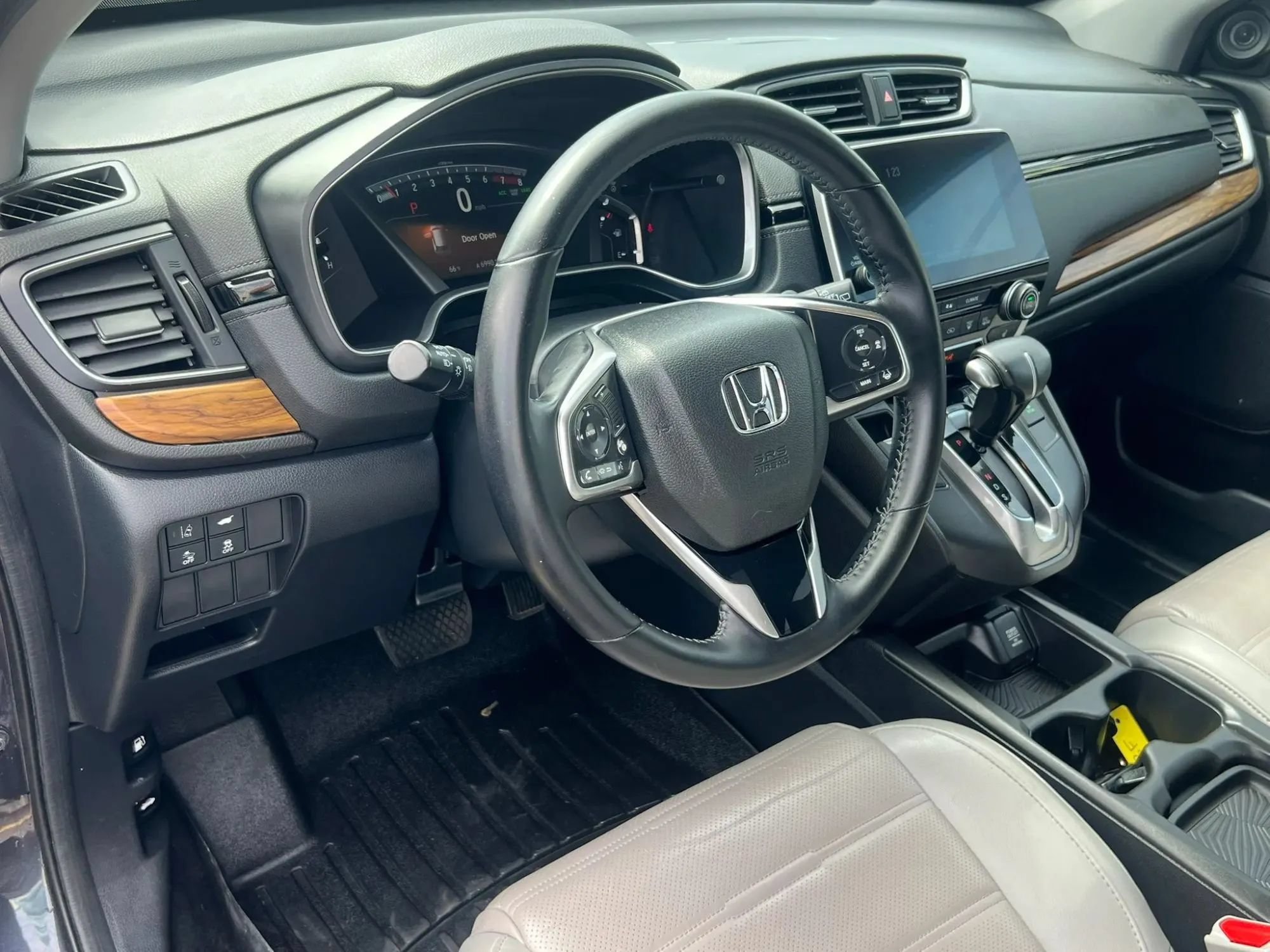 Used 2018 Honda CR-V Touring image 15