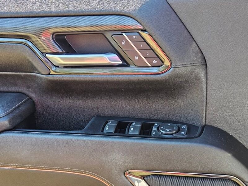 Used 2024 GMC Sierra 2500 AT4 w/ AT4 Premium Plus Package image 27