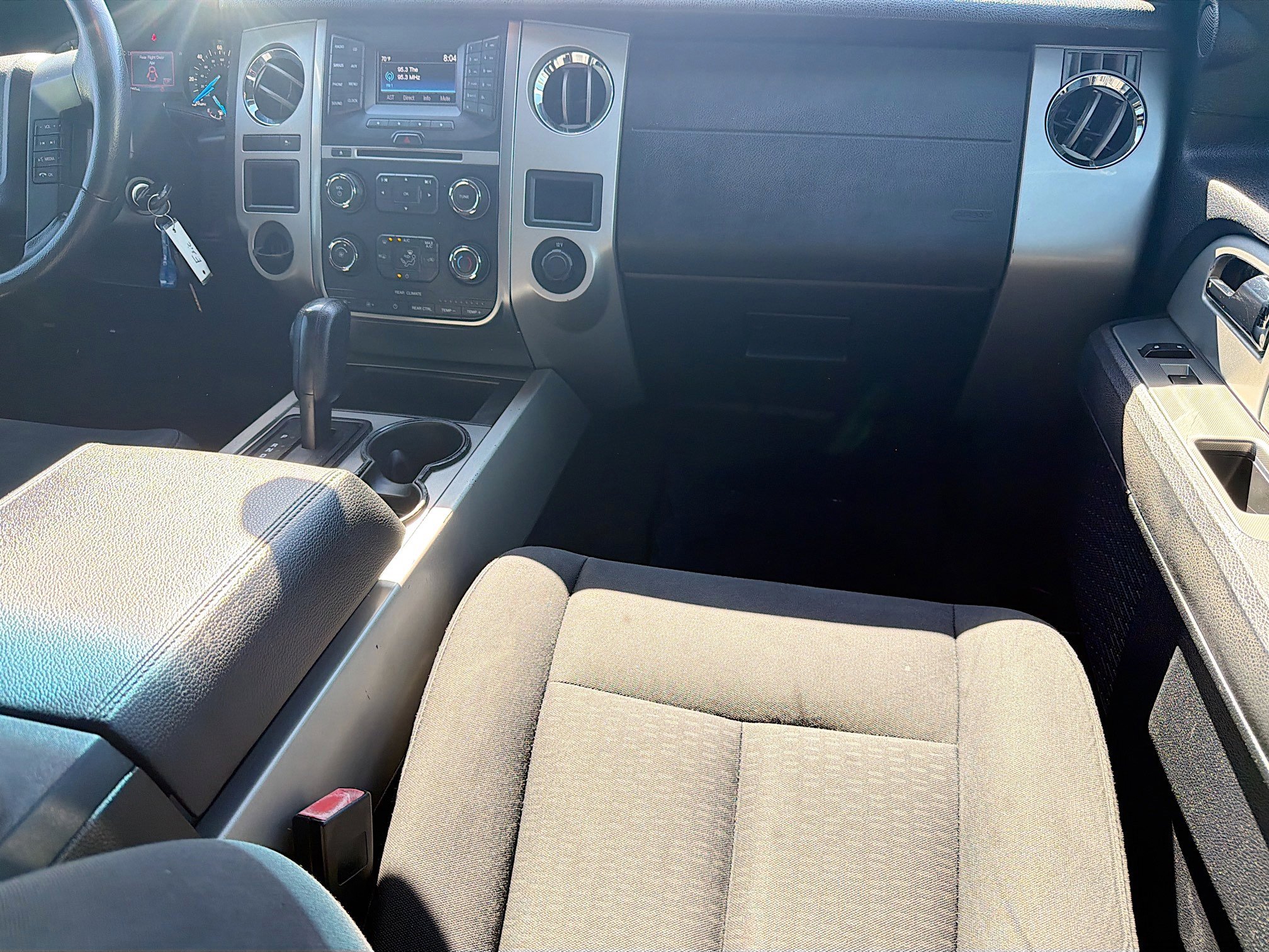 Used 2017 Ford Expedition EL XLT image 17