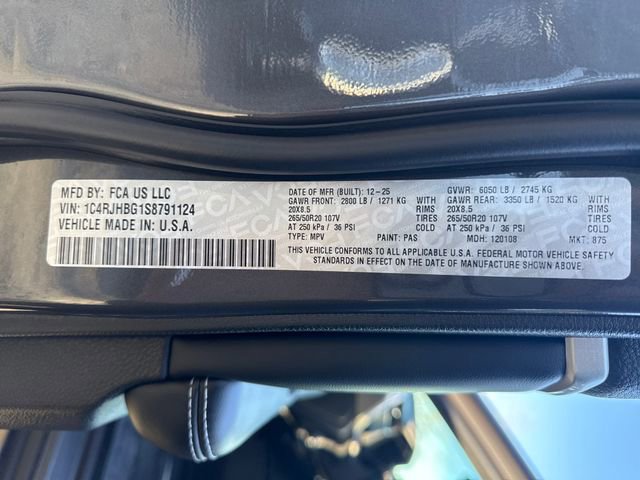 New 2025 Jeep Grand Cherokee Limited AWD/4WD image 16