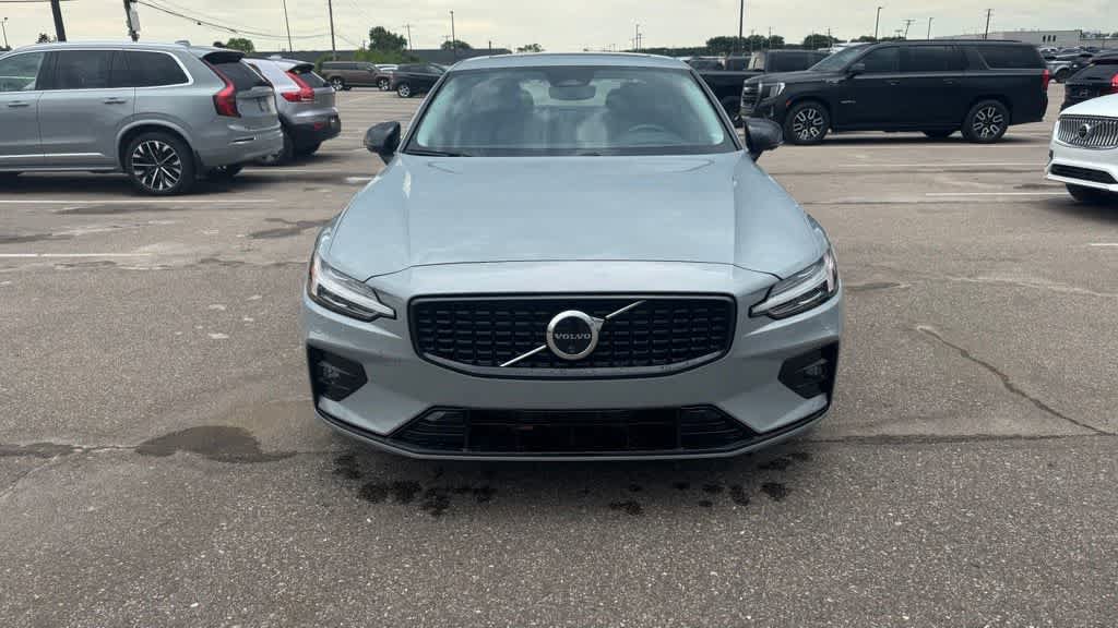 Used 2024 Volvo S60 B5 Ultimate w/ Climate Package AWD/4WD image 2
