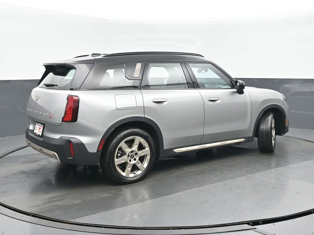 Used 2025 MINI Cooper Countryman S image 3