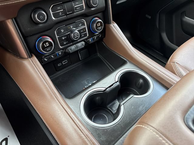 Used 2024 Chevrolet Tahoe High Country AWD/4WD image 29