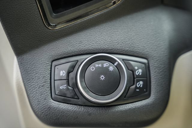 Used 2017 Ford Escape Titanium FWD image 41