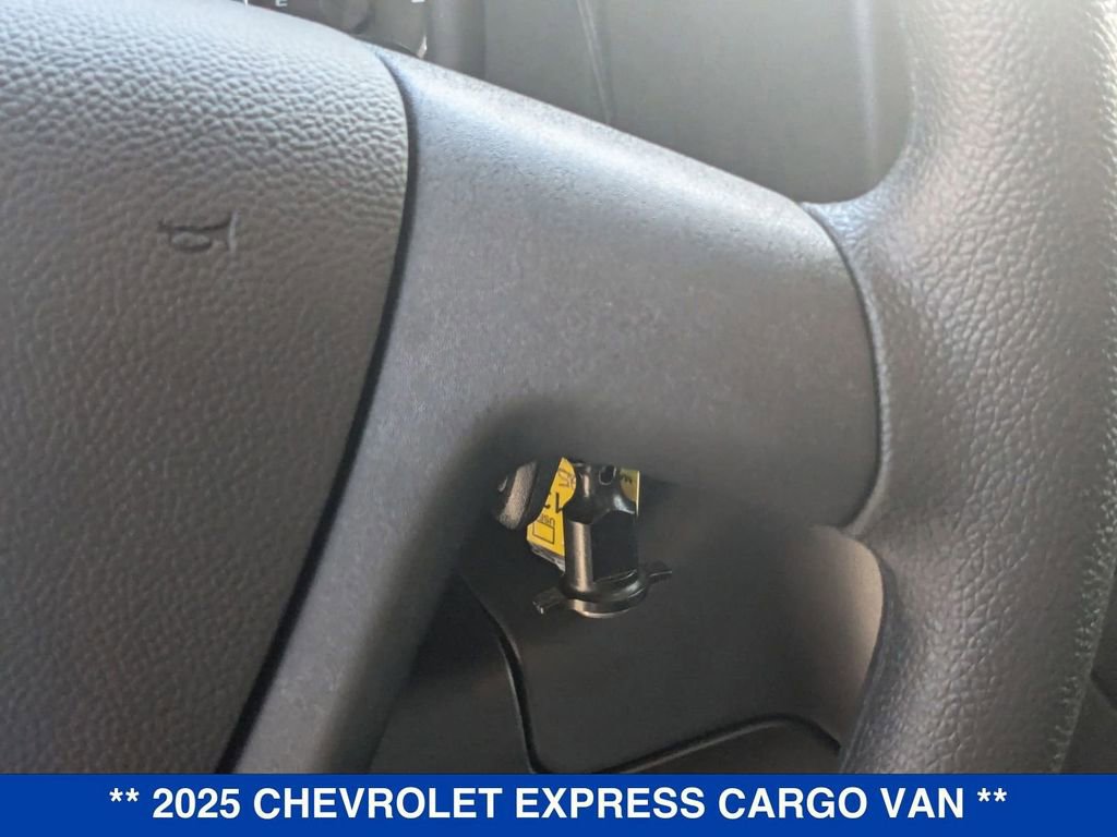 Used 2025 Chevrolet Express 3500 Extended image 20