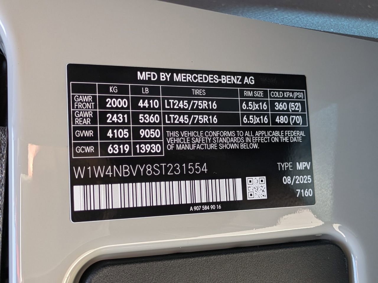 New 2025 Mercedes-Benz Sprinter 2500 image 11