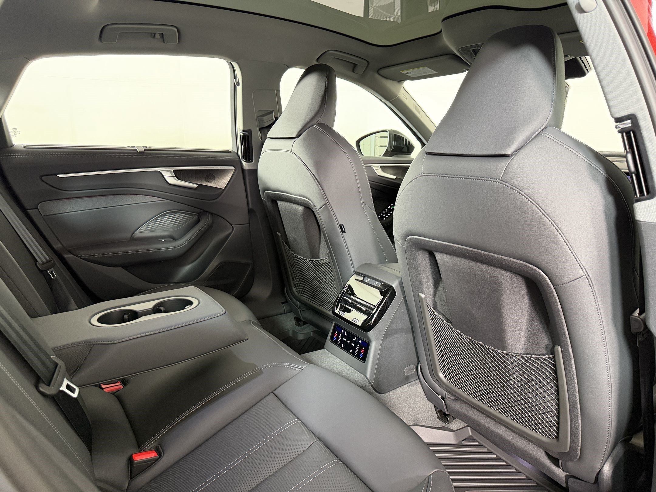New 2026 Audi A6 Premium Plus AWD/4WD image 31
