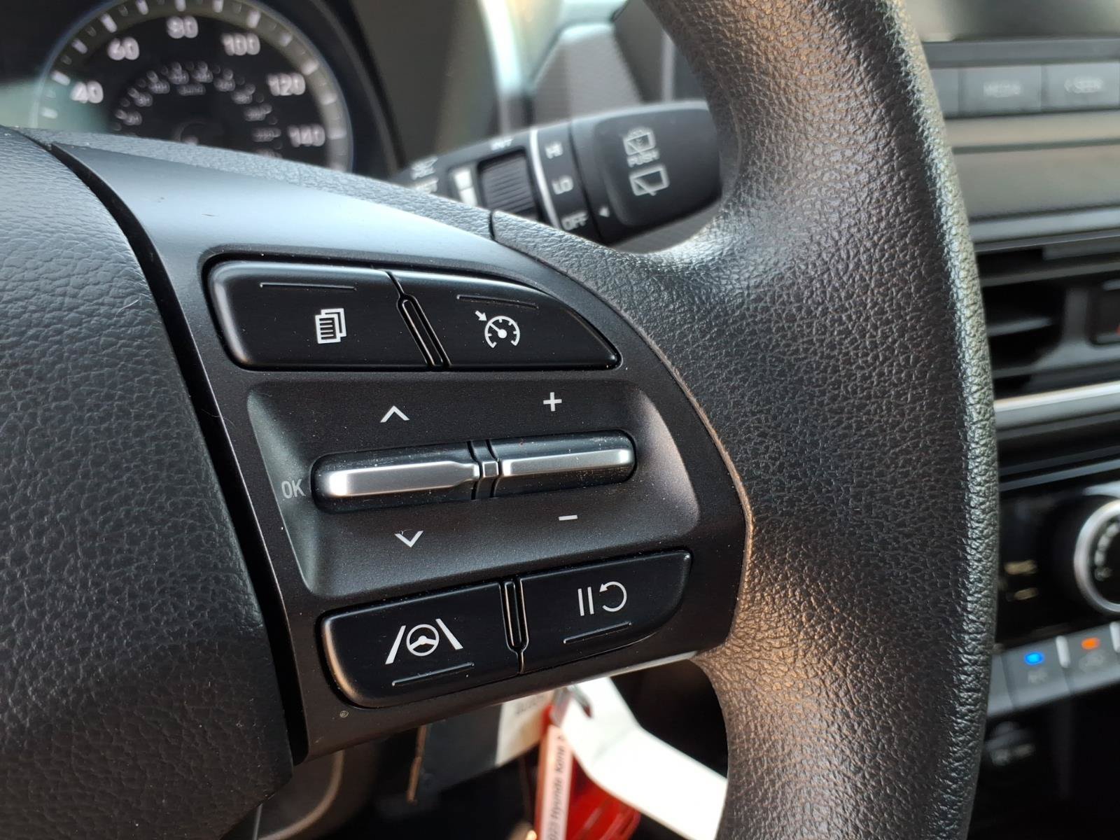 Used 2023 Hyundai Kona SE FWD image 23