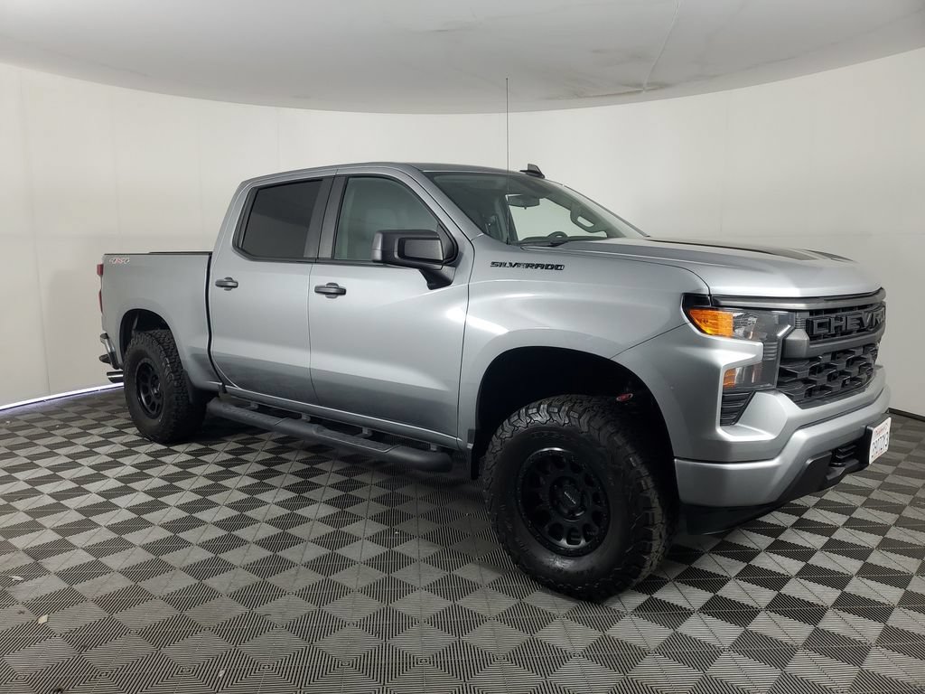 Used 2024 Chevrolet Silverado 1500 Custom w/ Rally Edition AWD/4WD image 2