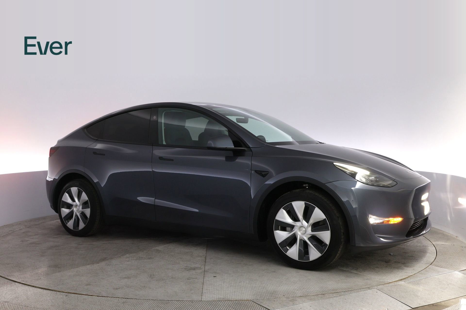 Used 2023 Tesla Model Y 2WD image 14