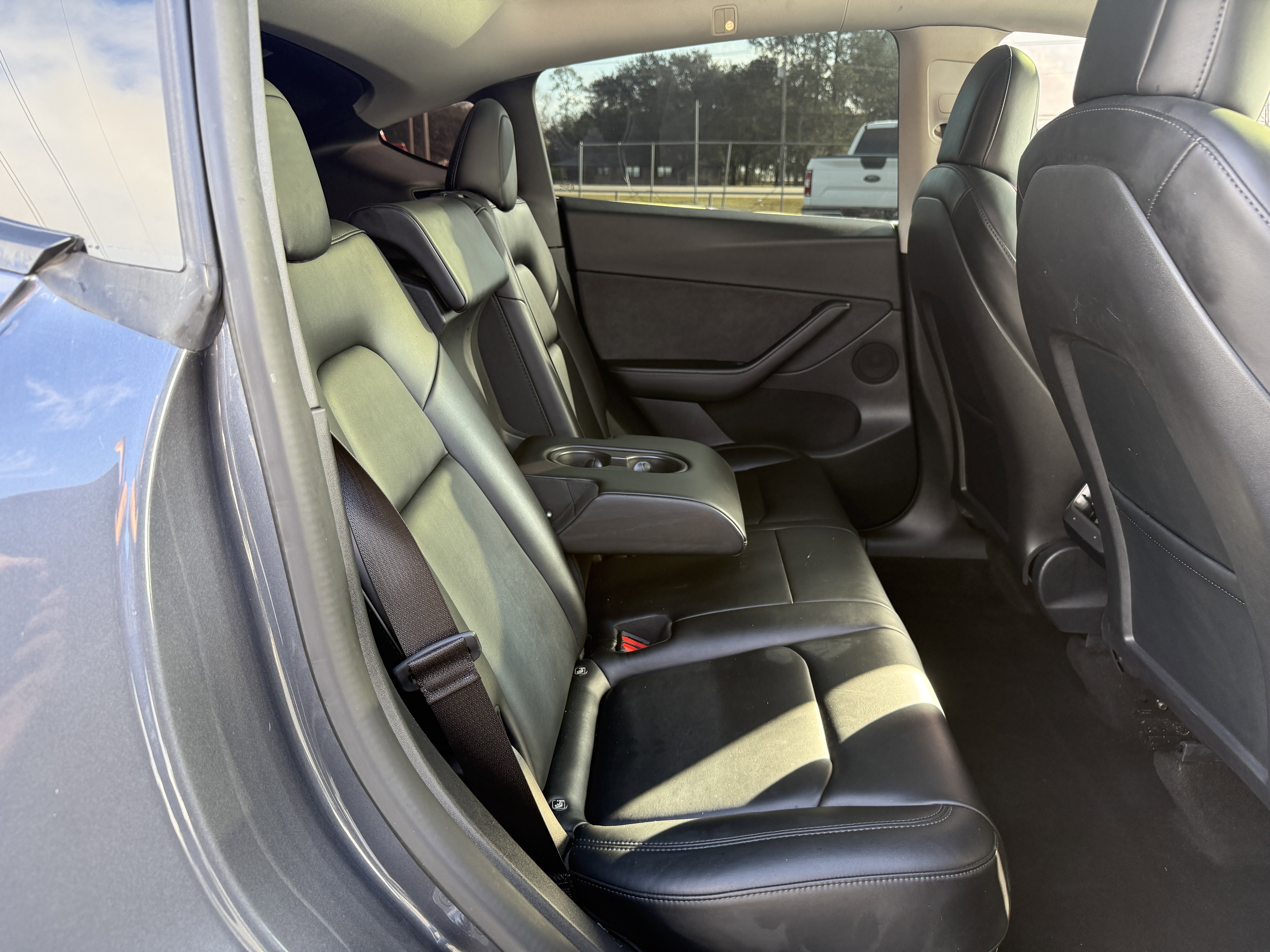 Used 2022 Tesla Model Y Performance image 28