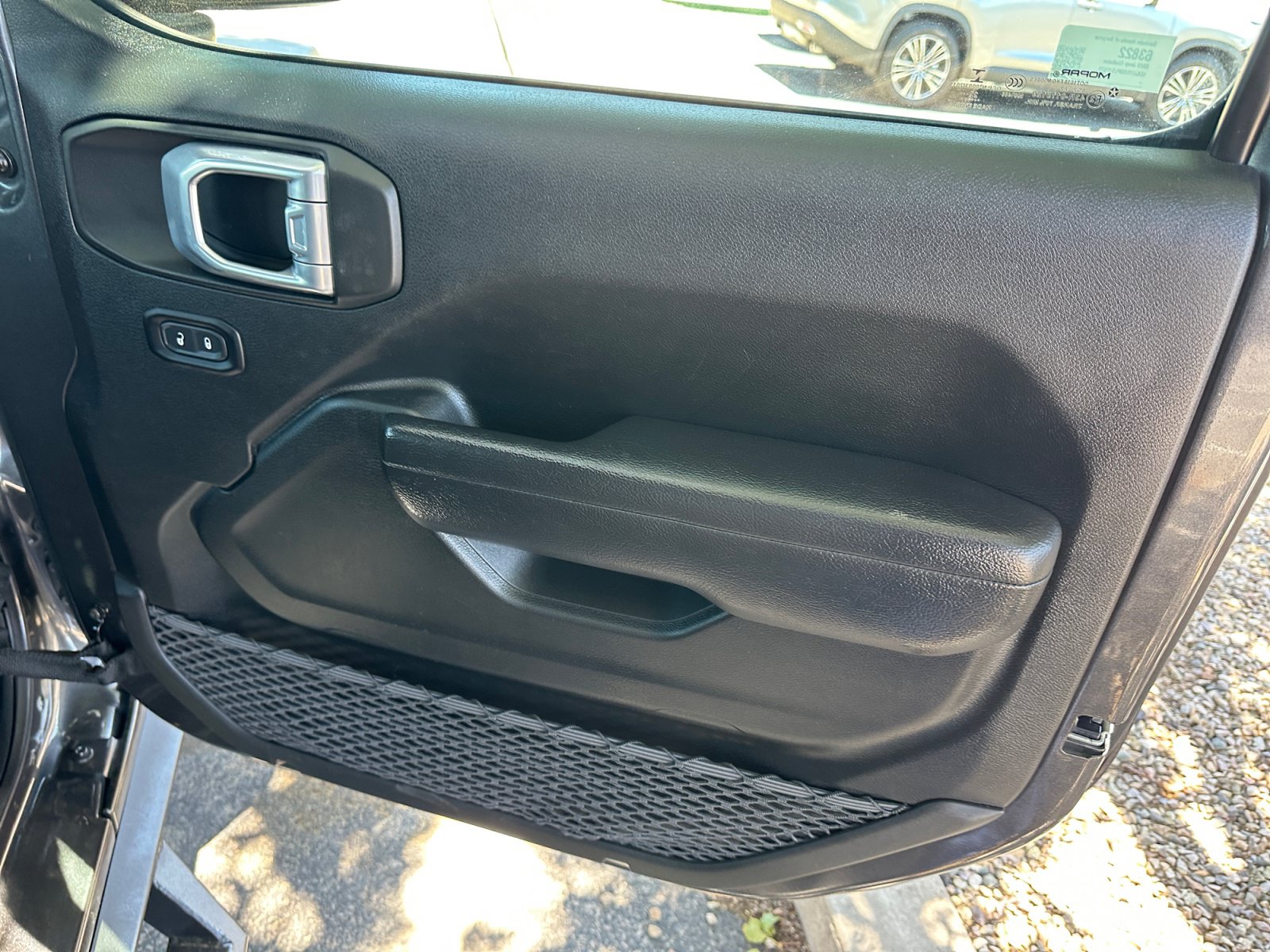 Used 2023 Jeep Gladiator Mojave AWD/4WD image 16