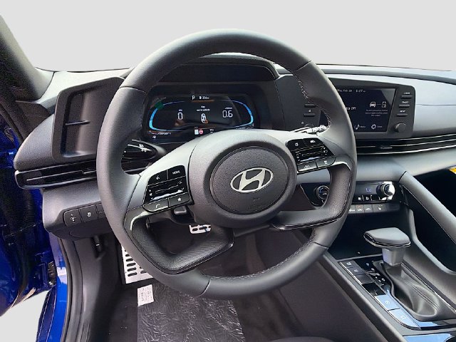New 2026 Hyundai Elantra SEL Sport Premium FWD image 11