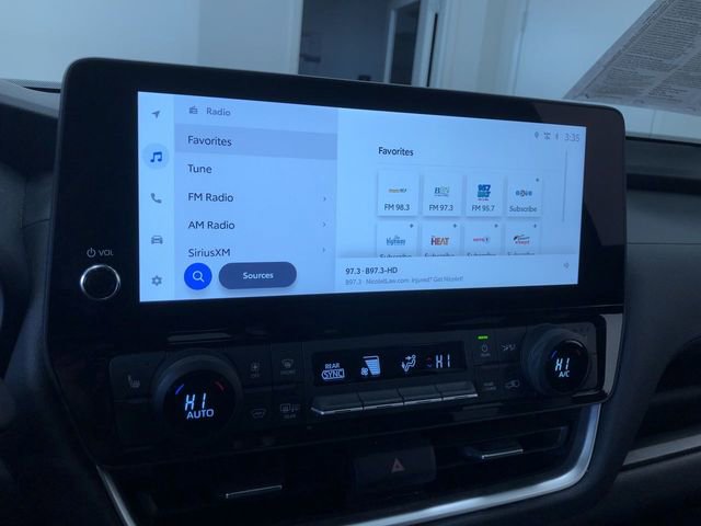 Used 2025 Toyota Grand Highlander AWD image 30