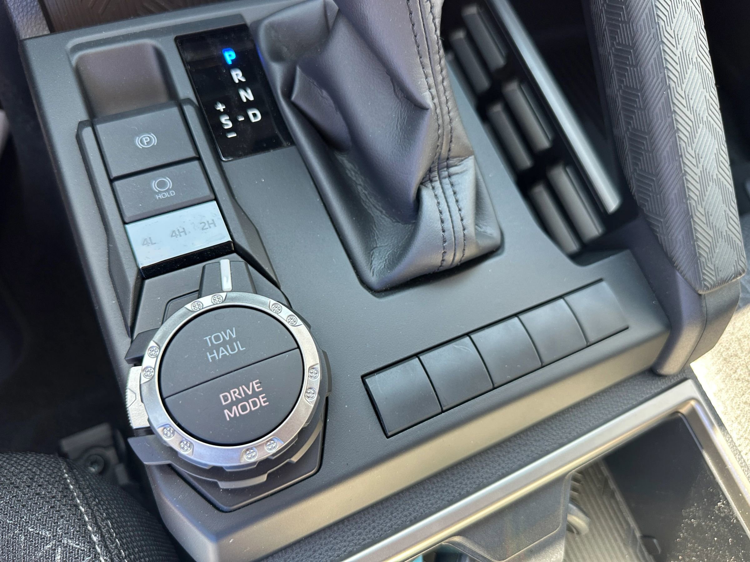 Used 2025 Toyota 4Runner SR5 image 26