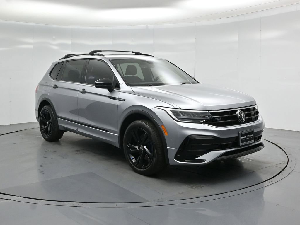 Used 2023 Volkswagen Tiguan SE R-Line image 52