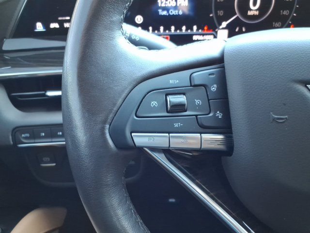 Used 2023 Cadillac Escalade Premium Luxury w/ LPO, Illumination Package AWD/4WD image 35