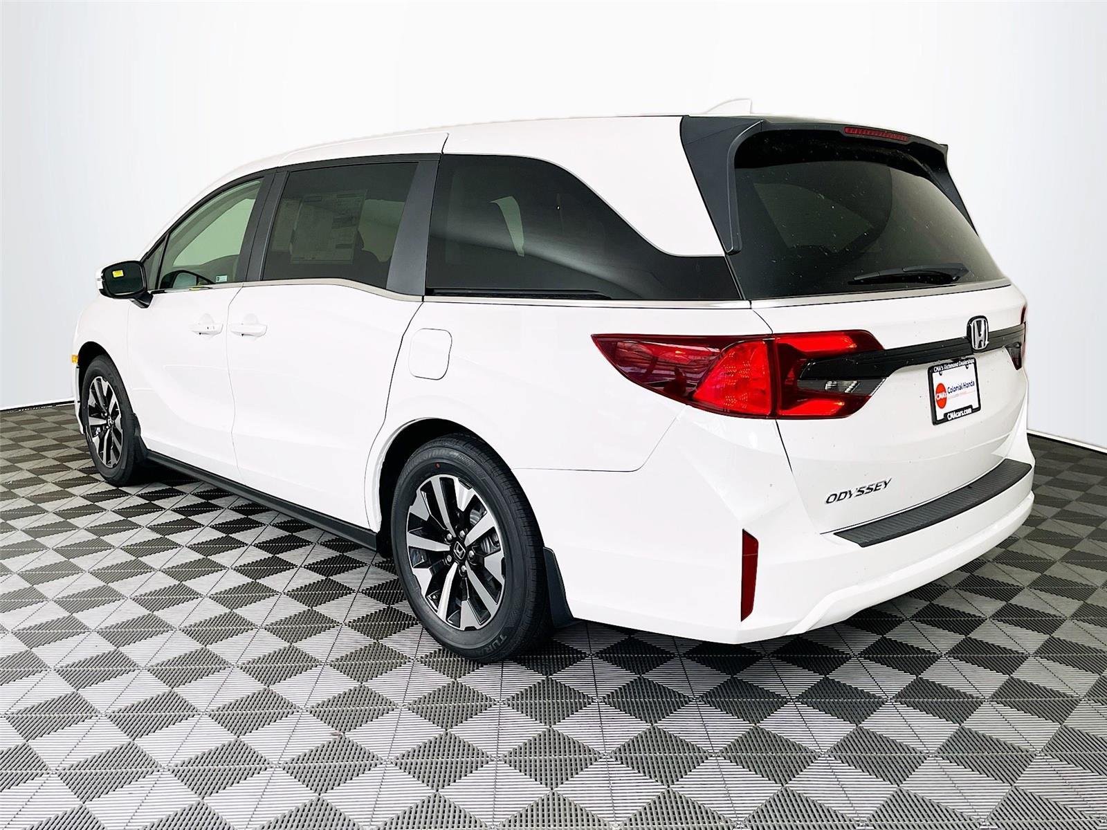 New 2026 Honda Odyssey EX-L image 4