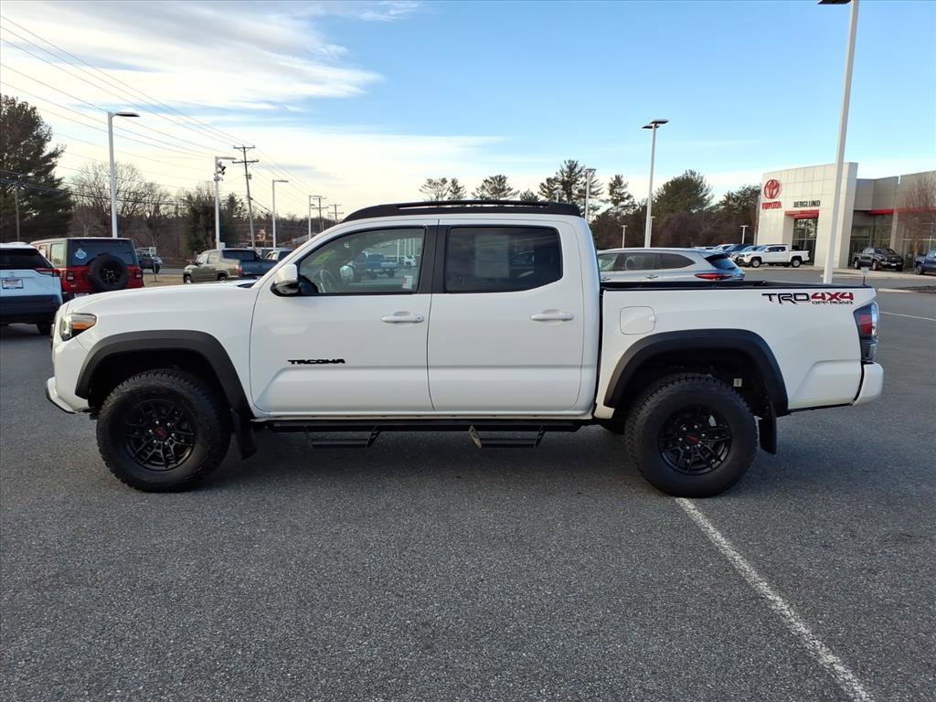 Used 2021 Toyota Tacoma TRD Off-Road w/ TRD Premium Off Road Package image 13