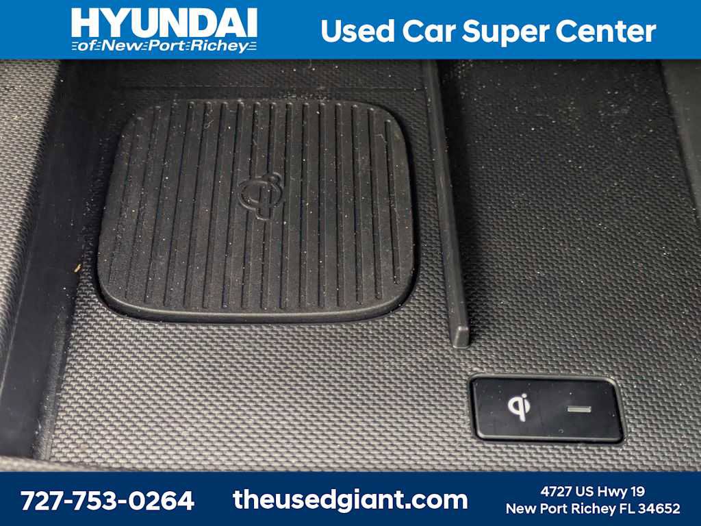 Used 2025 Hyundai Elantra Sport image 22