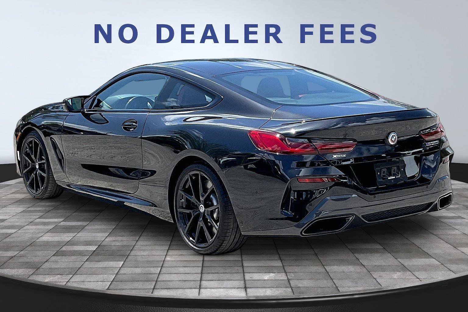 Used 2023 BMW M850i xDrive Coupe w/ M Sport Professional Package AWD/4WD image 4