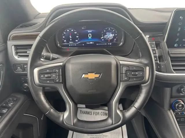 Used 2024 Chevrolet Suburban Premier AWD/4WD image 24
