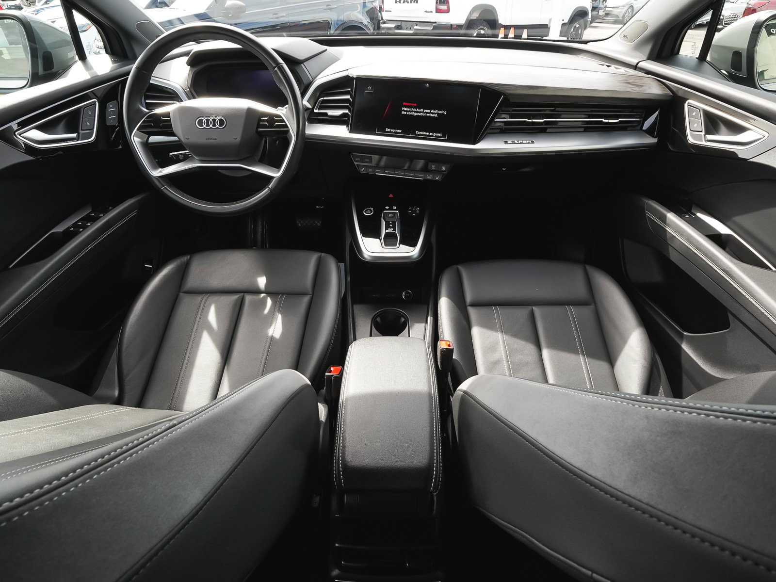 Used 2023 Audi Q4 e-tron Premium Plus w/ Premium Plus AWD/4WD image 33