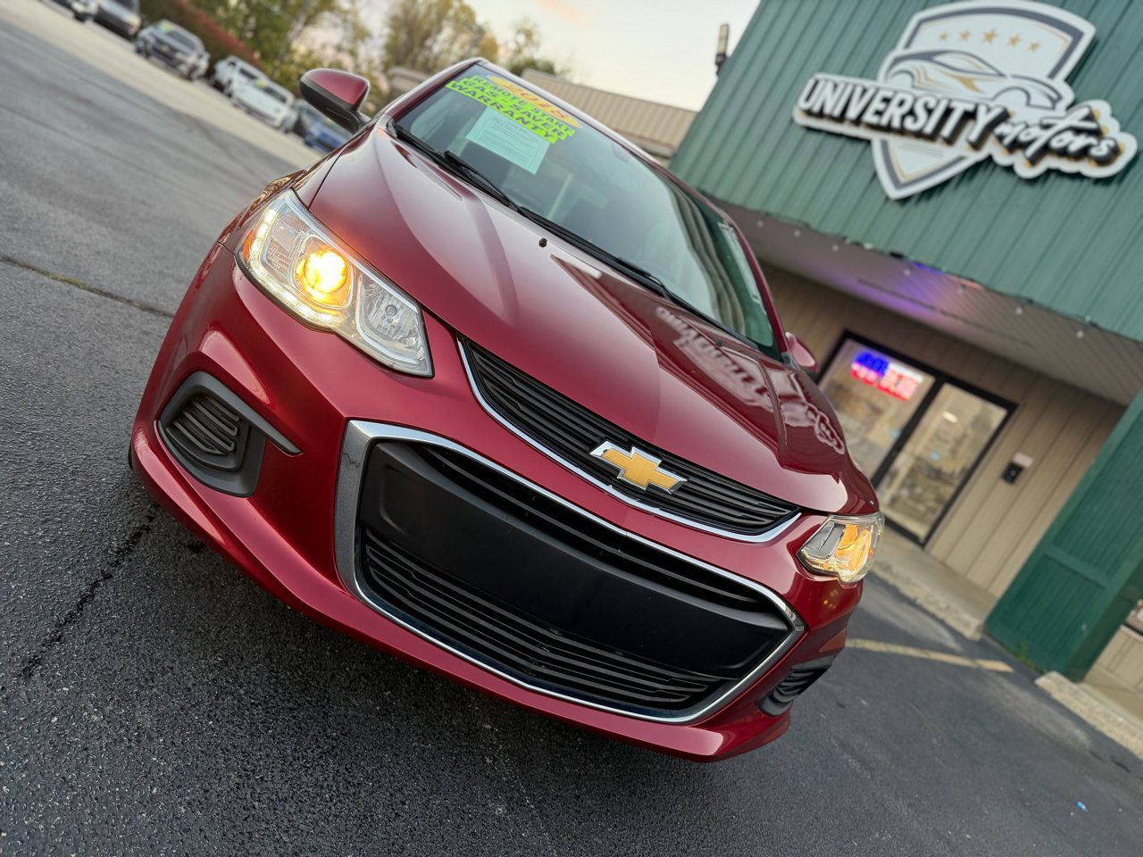 Used 2018 Chevrolet Sonic LT w/ Convenience Package image 9
