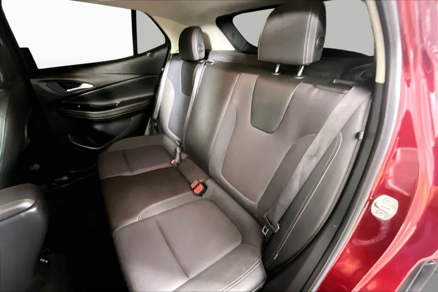 Used 2023 Buick Encore GX Preferred FWD image 18