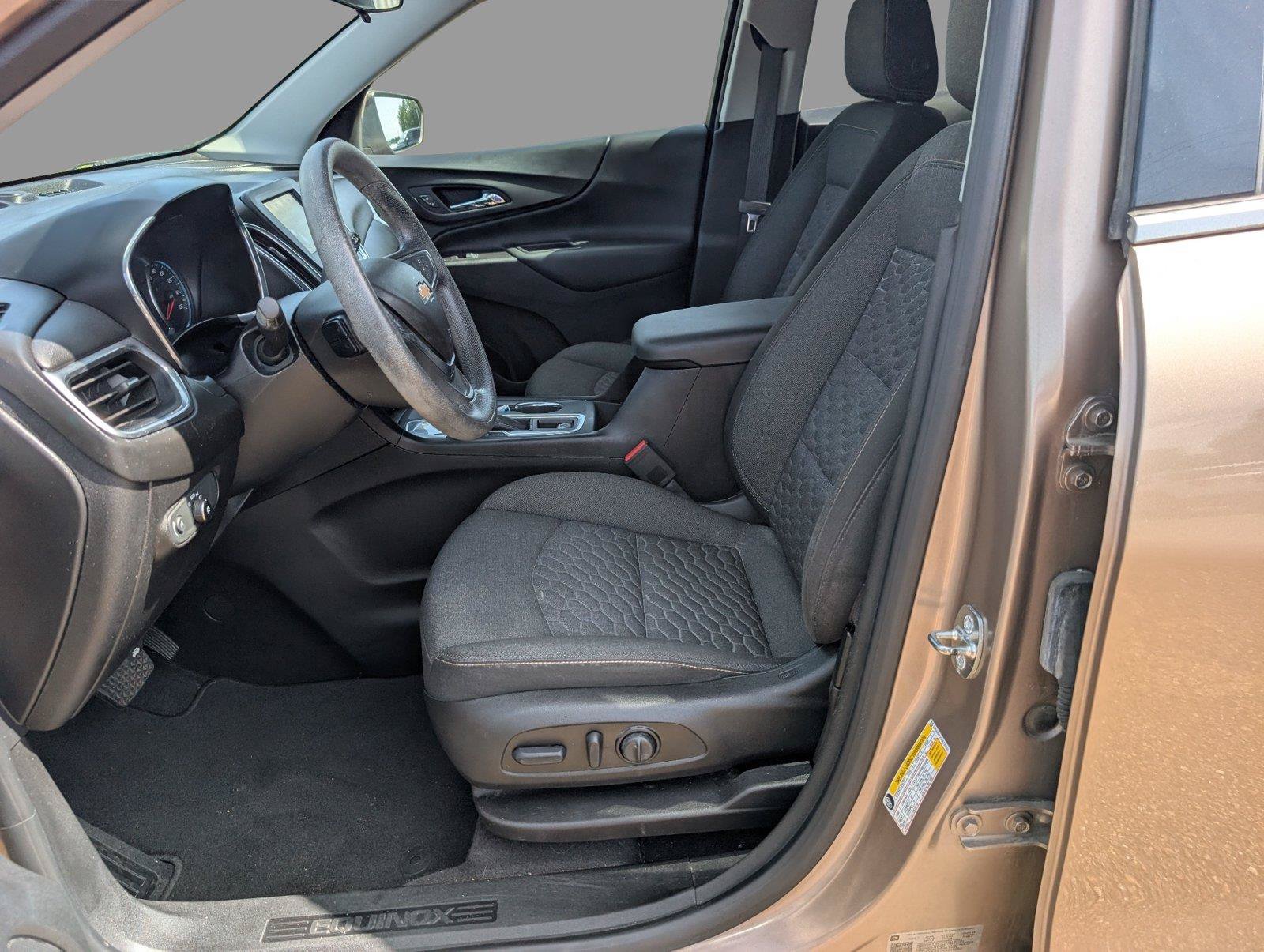 Used 2019 Chevrolet Equinox LT FWD image 11