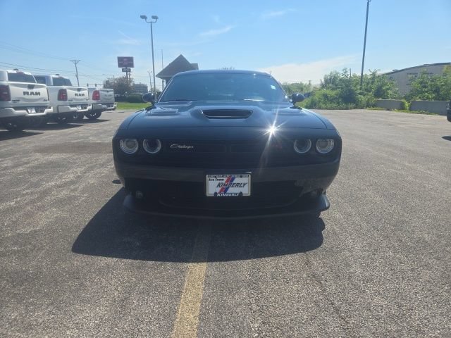 Used 2022 Dodge Challenger R/T Scat Pack w/ Plus Package RWD image 3